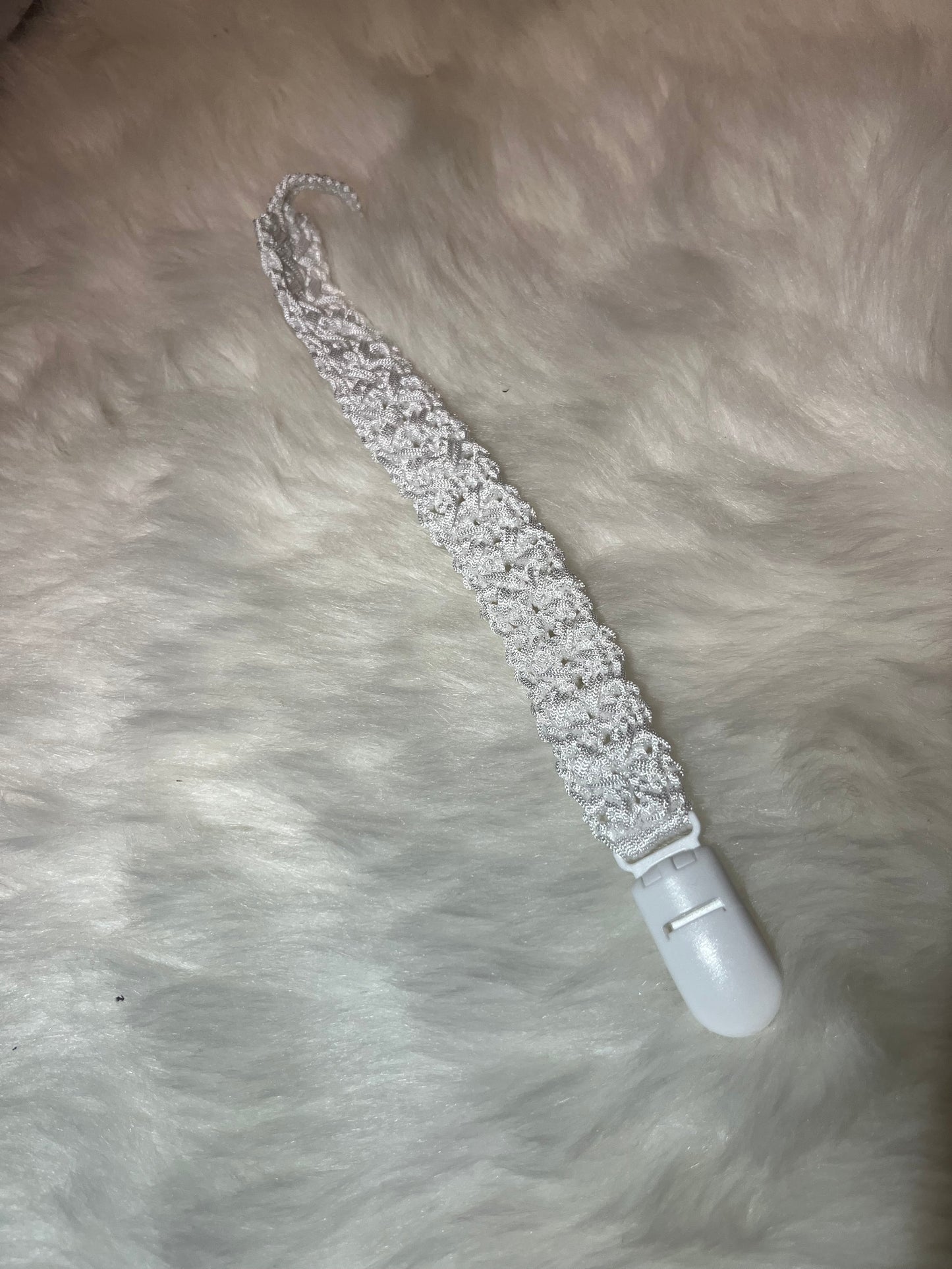 Attache-tétine Clips