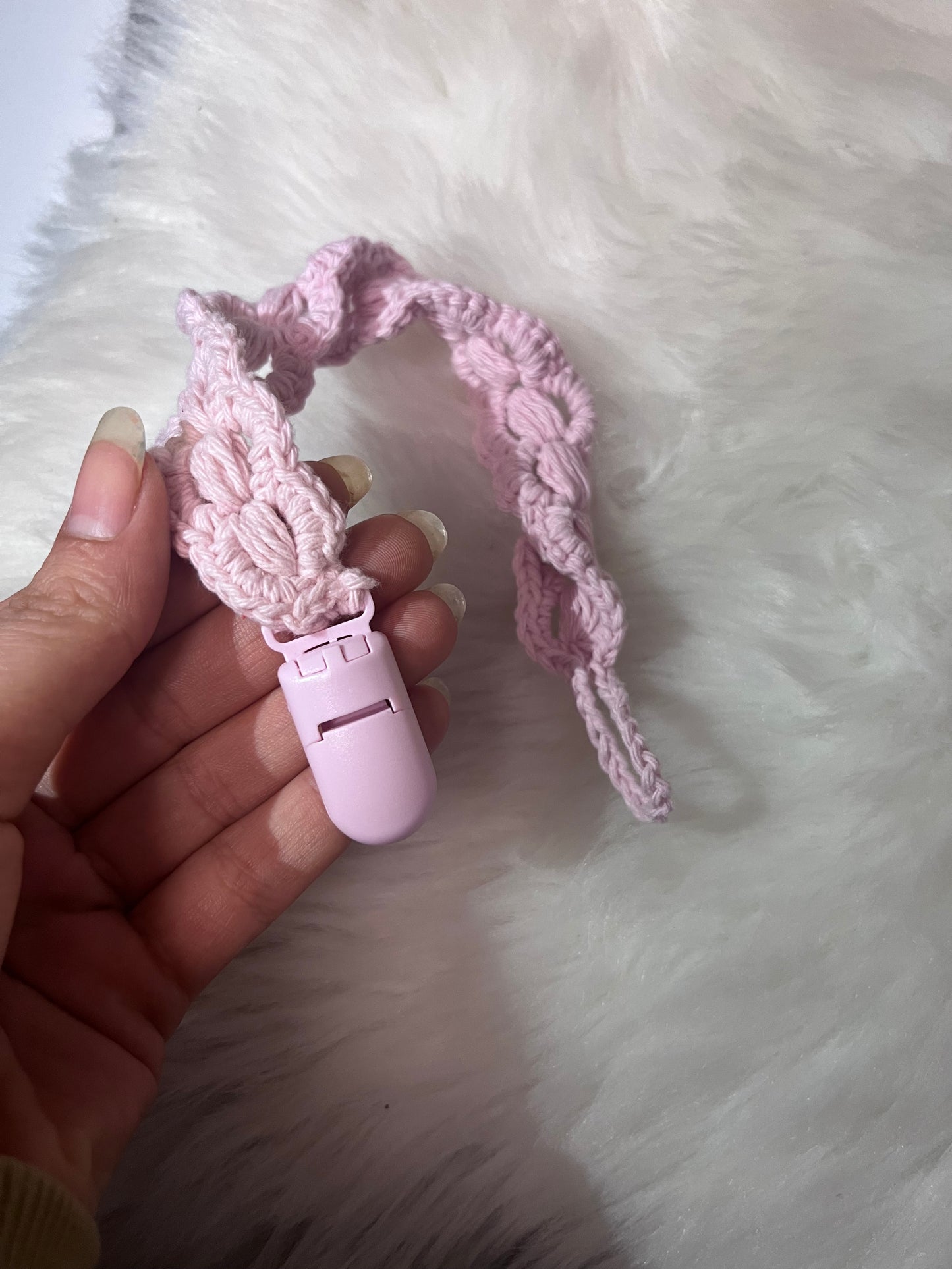 Attache-tétine Clips