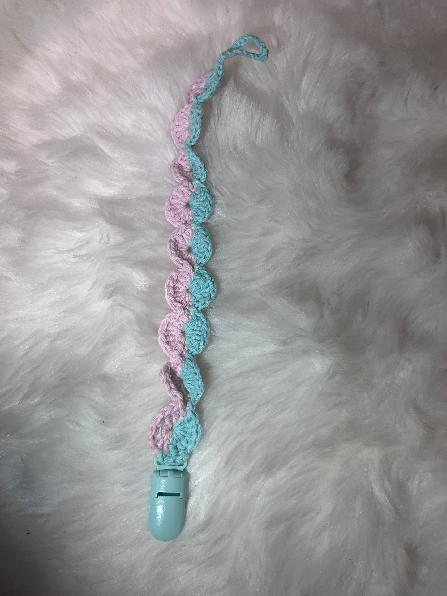 Attache-tétine Clips
